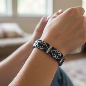 Cookie Lee Enamel Genuine Crystal Stretch Bracelet